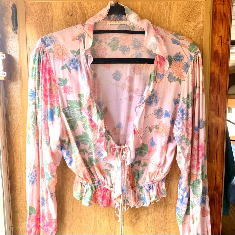 👉NOVELLA ROYALE Pink Flower Tie Up Blouse 💗